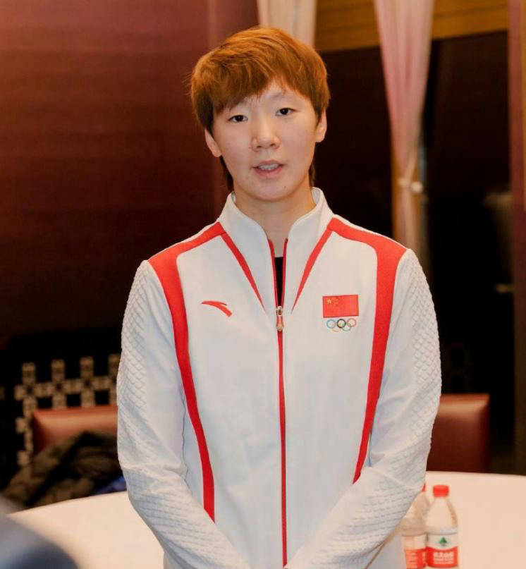 开云体育官网-3-2张本美和!中国女乒21岁1米77新星闪耀:新王曼昱蜕变(乒乓球女团决赛中国队夺冠王曼昱)
